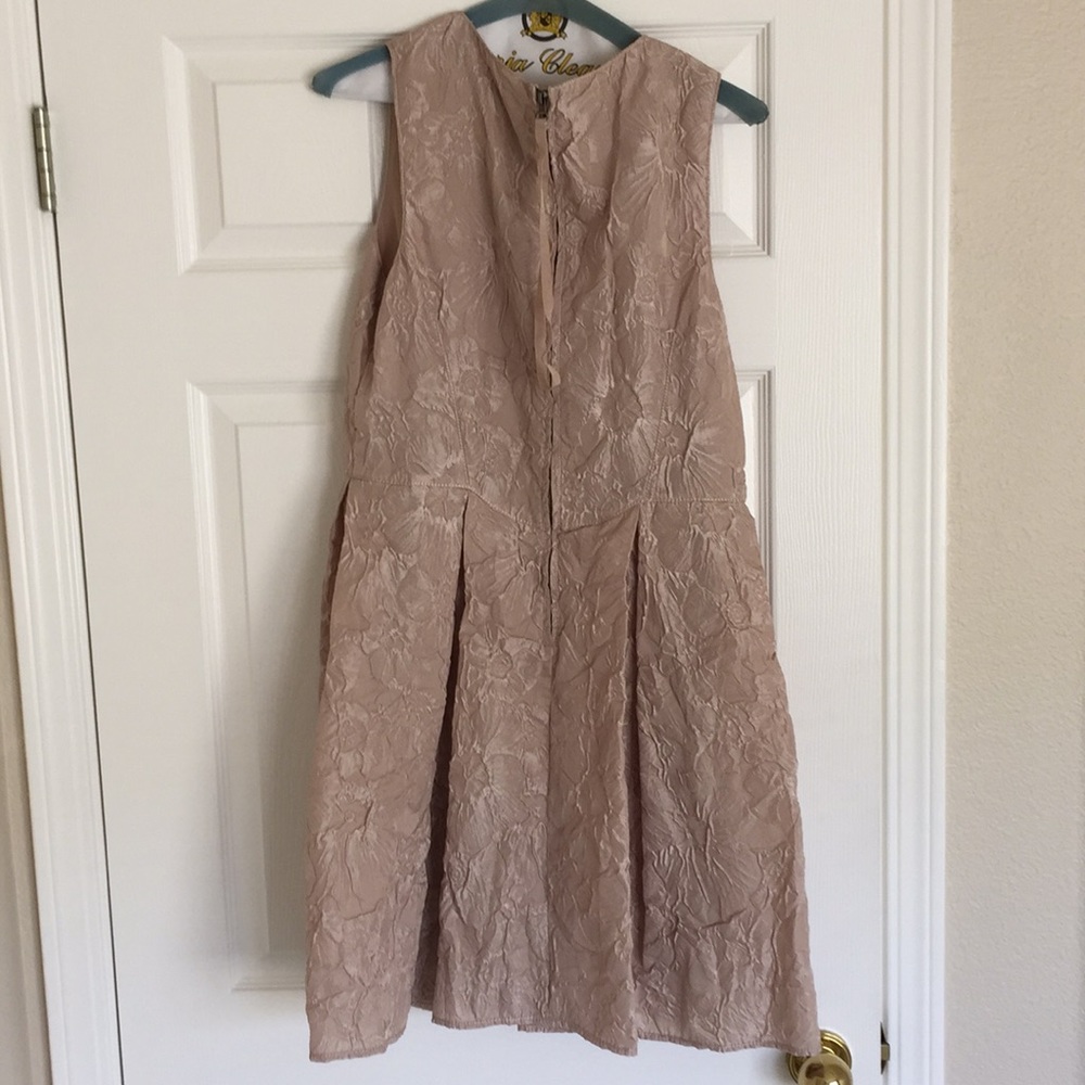 Dress - Picture 4 of 4